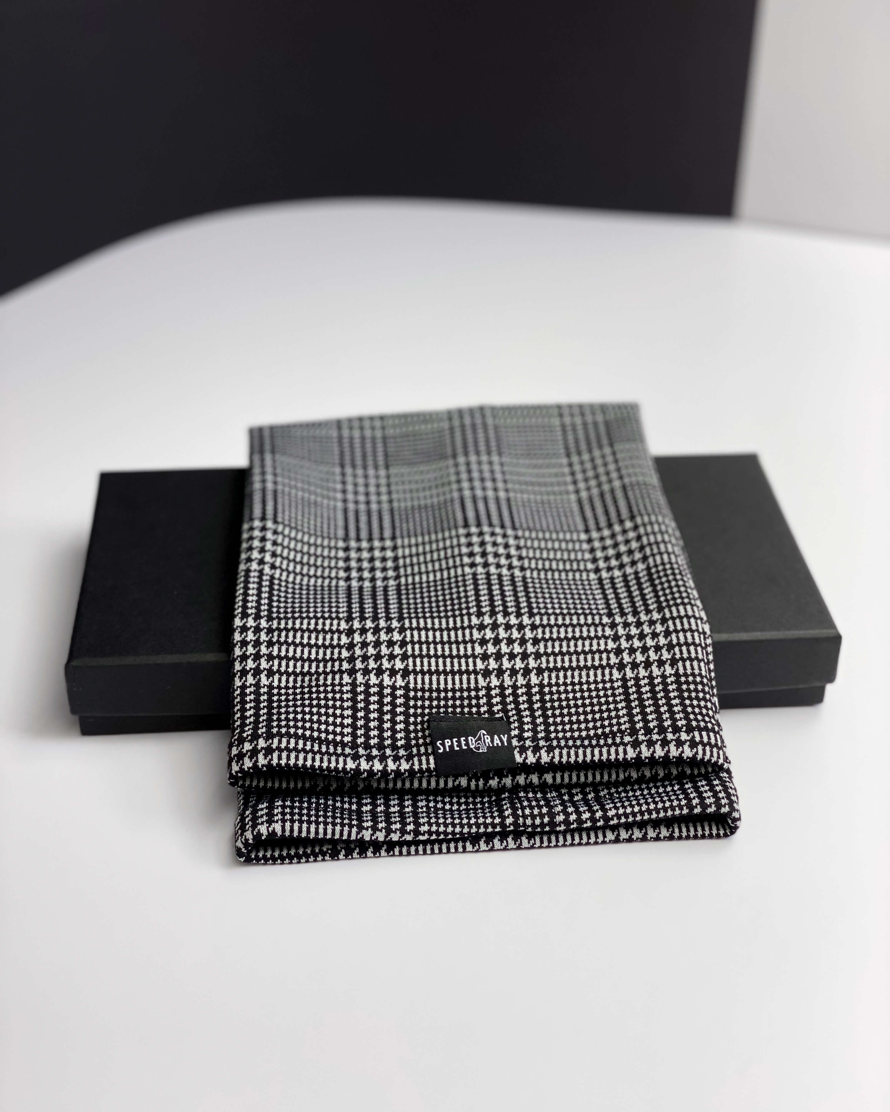 THE MADDY Dog Tooth Sighthound Snood