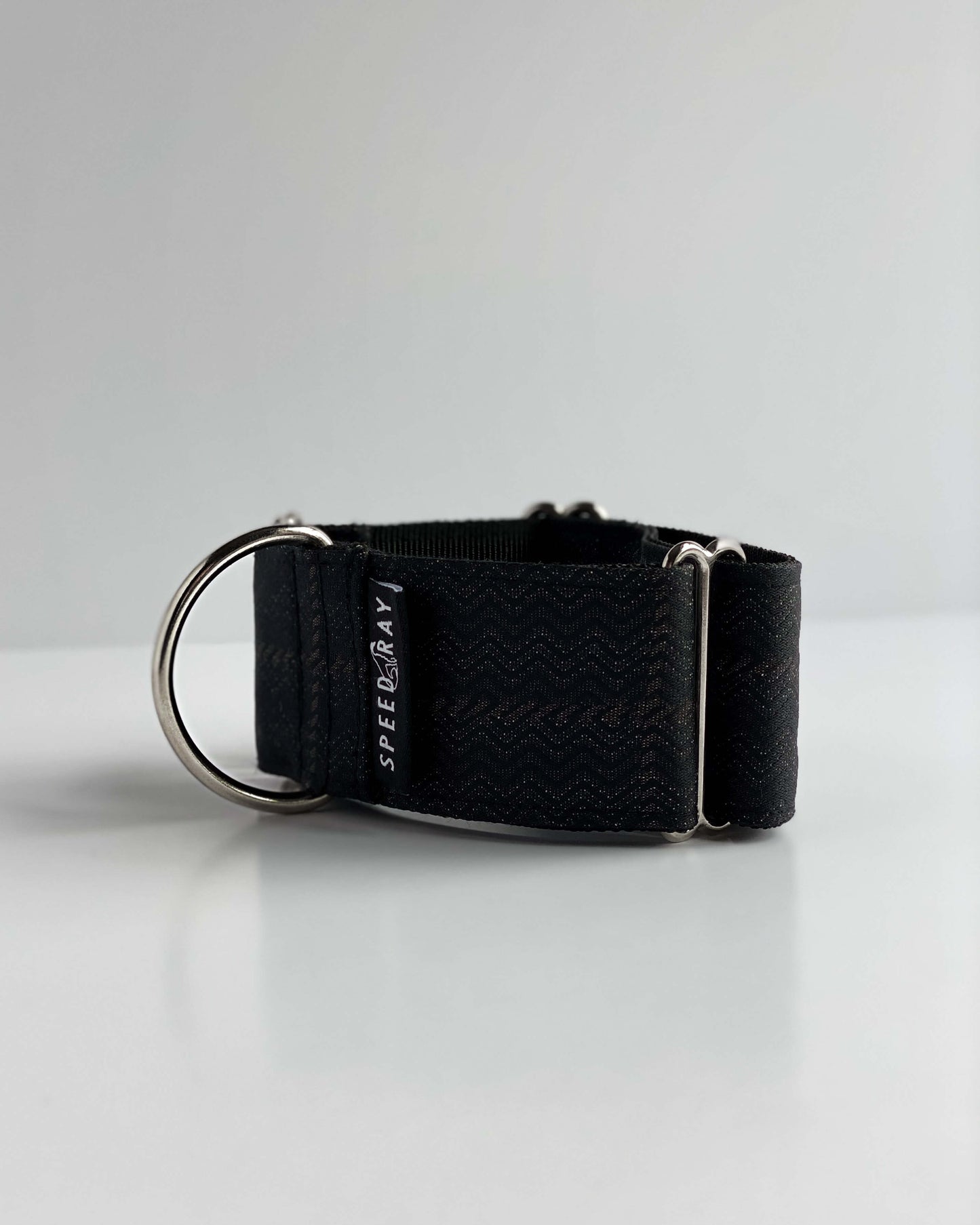 THE IVY Zigzag Black Check Martingale Collar